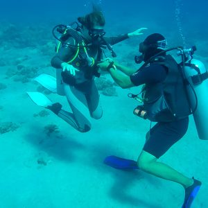Introductory scuba dive in Dakar