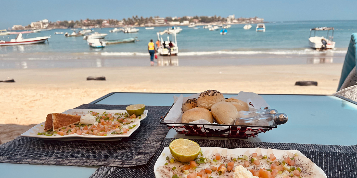 Repas traditionnel au Sénégal à Dakar,